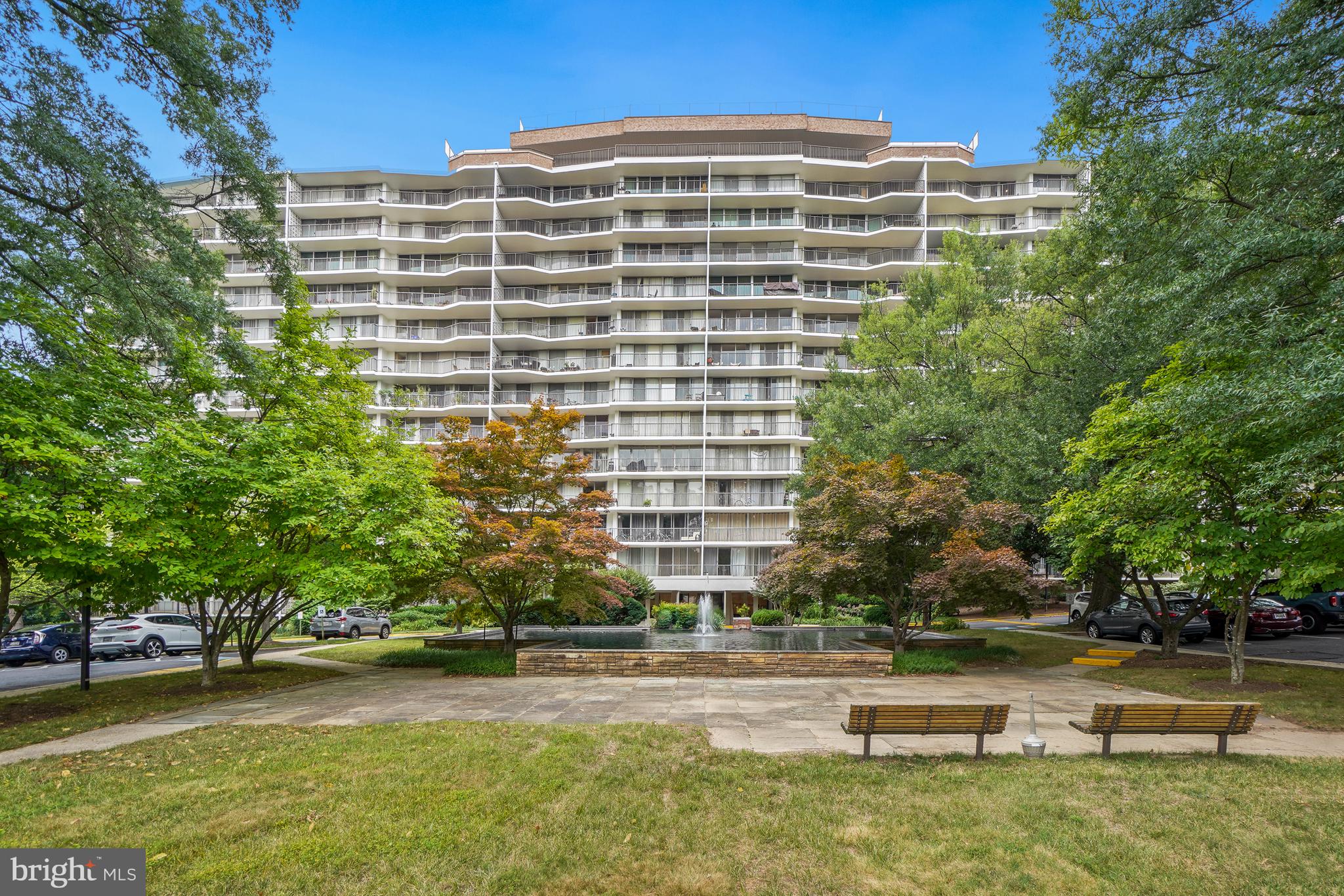 3333 UNIVERSITY BOULEVARD W 203