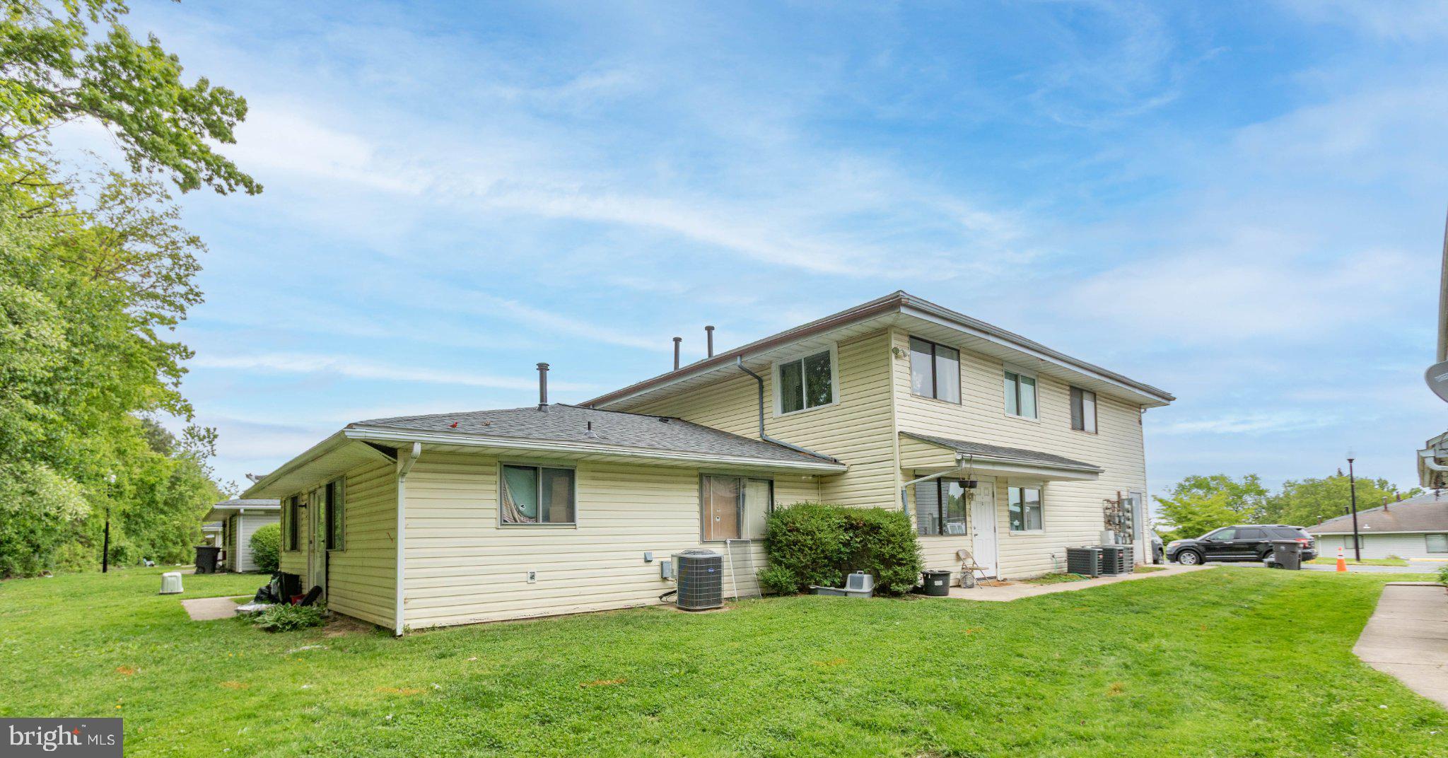 1719 FOUNTAIN ROCK WAY B 1719-B