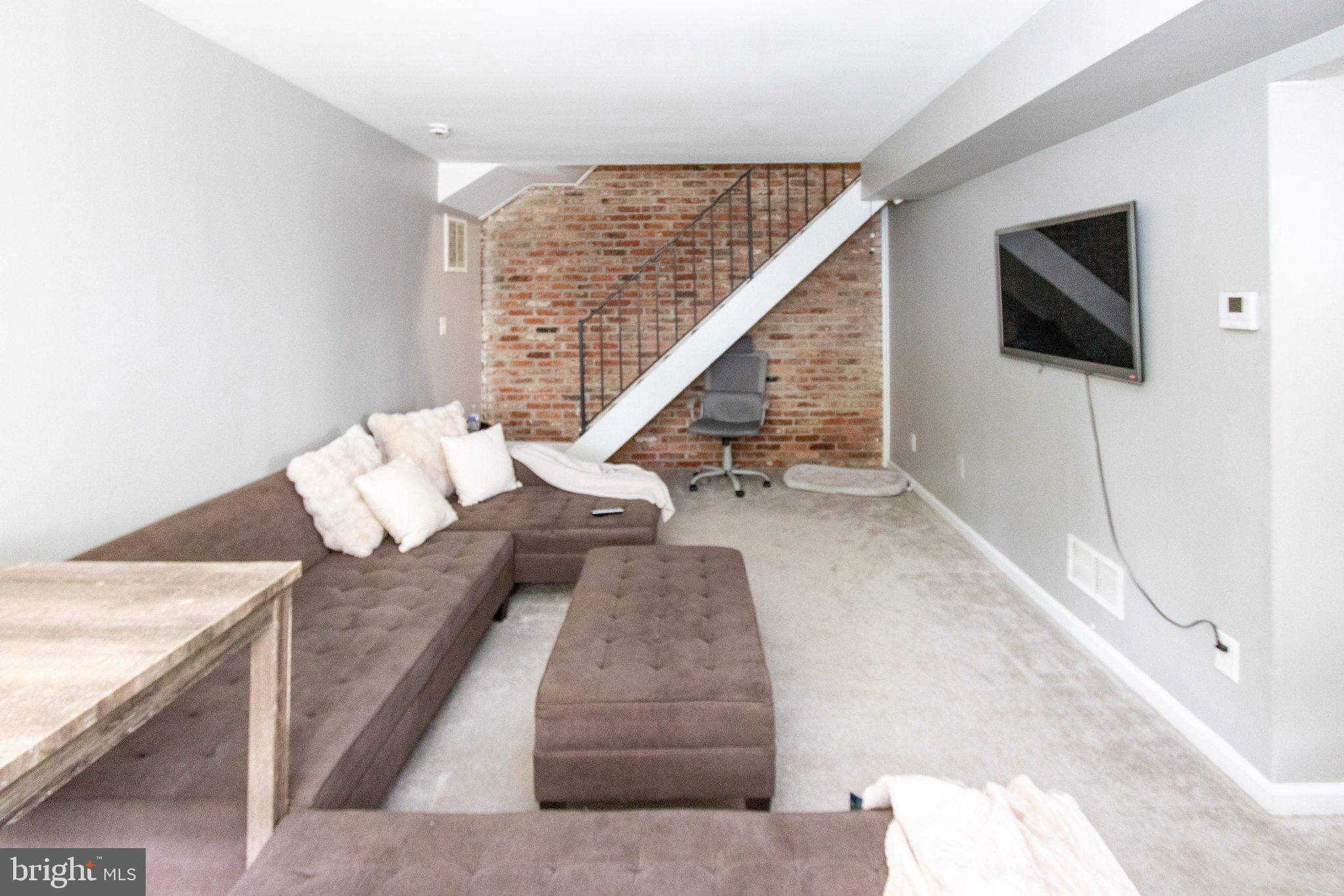 1719 FOUNTAIN ROCK WAY B 1719-B