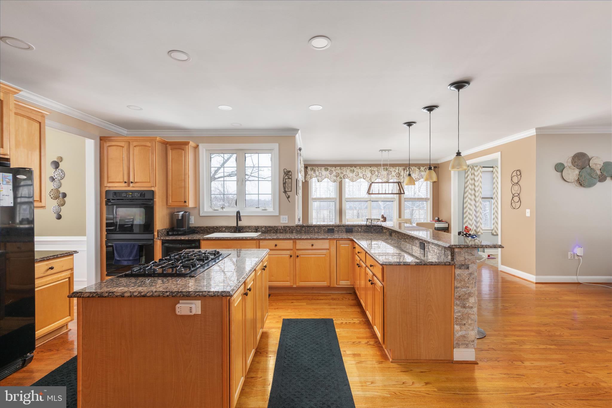 HEDGEBROOK HILLS - Residential