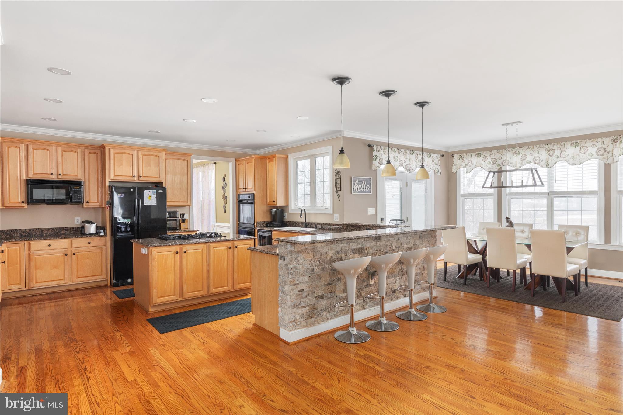 HEDGEBROOK HILLS - Residential