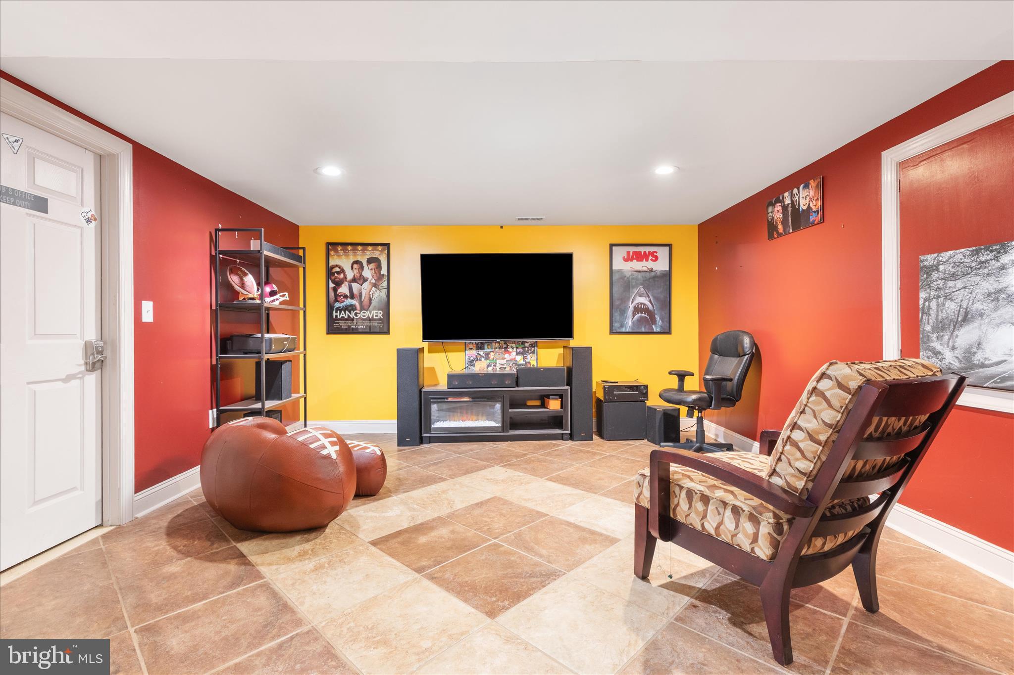 HEDGEBROOK HILLS - Residential