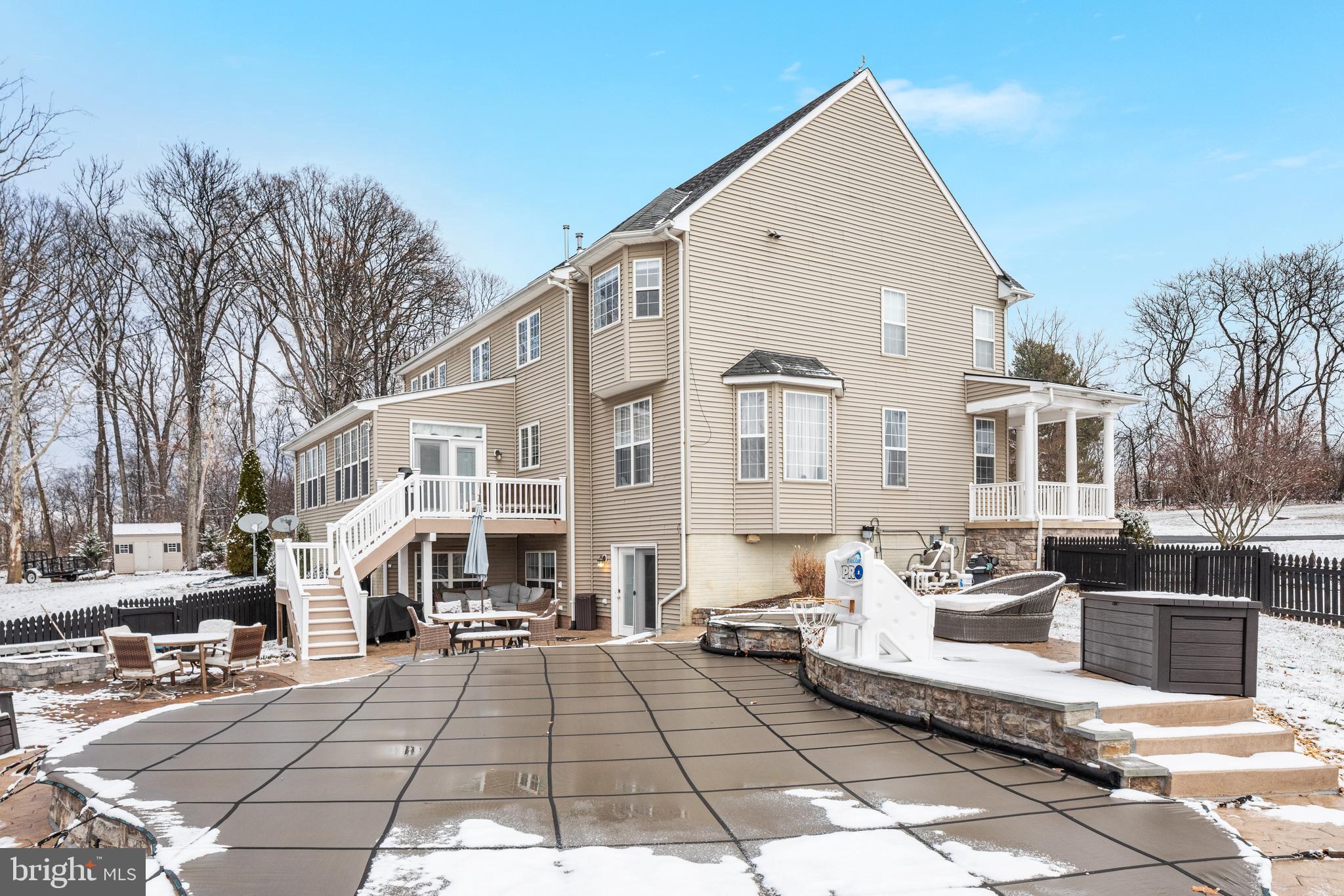 HEDGEBROOK HILLS - Residential
