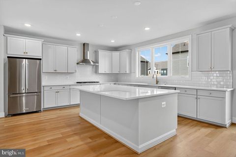 42148 STONE PRESS TERRACE BRAMBLETON VA 20148