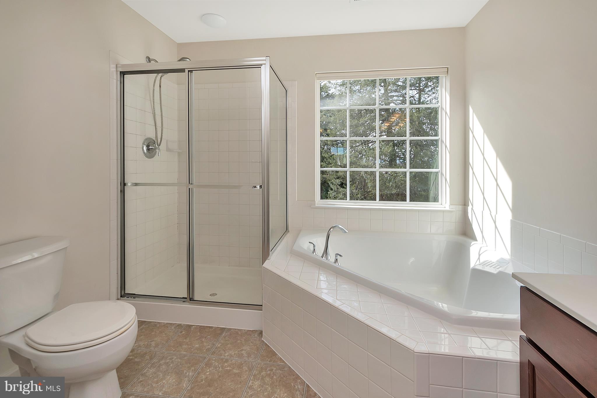 HOMEPLACE ON PELHAMS REACH - Residential