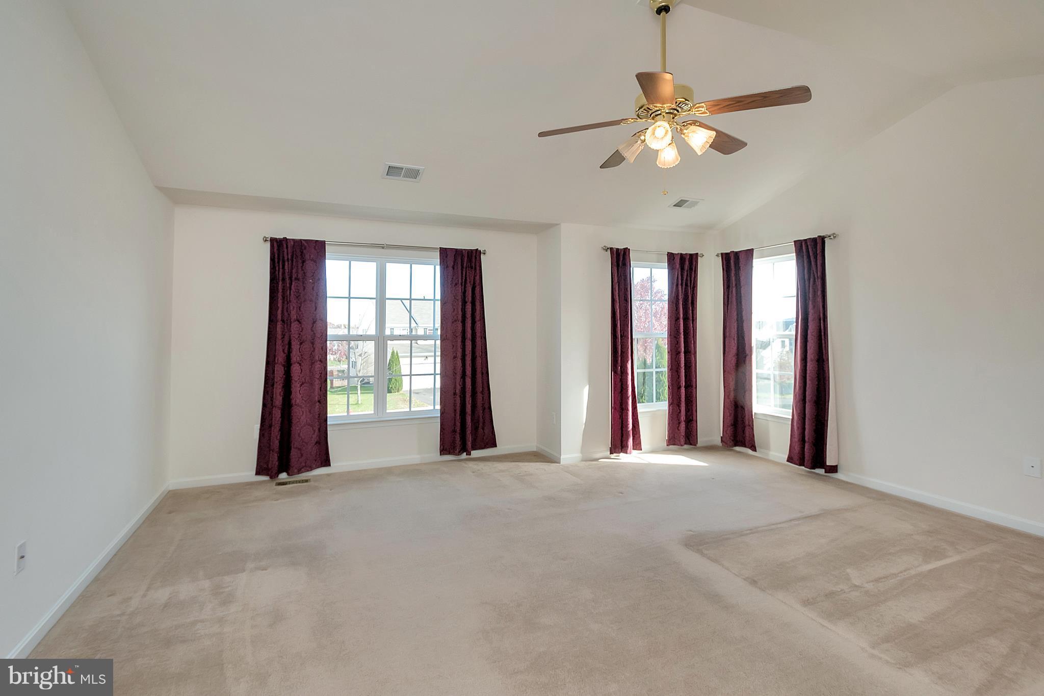 HOMEPLACE ON PELHAMS REACH - Residential