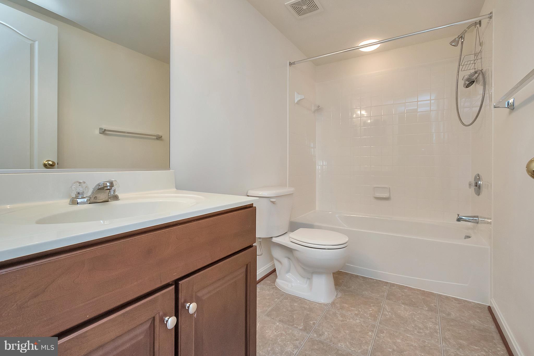 HOMEPLACE ON PELHAMS REACH - Residential