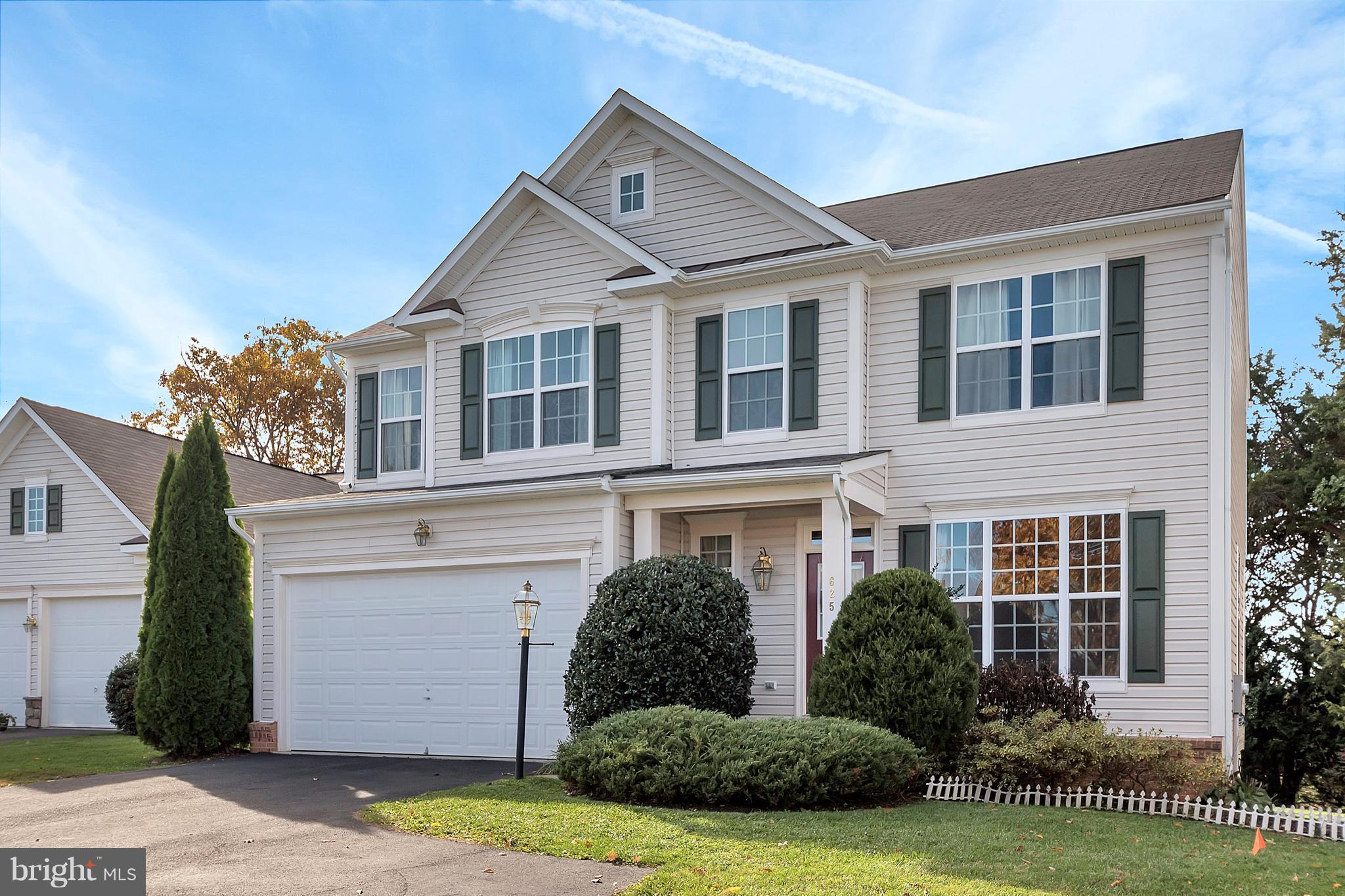 HOMEPLACE ON PELHAMS REACH - Residential