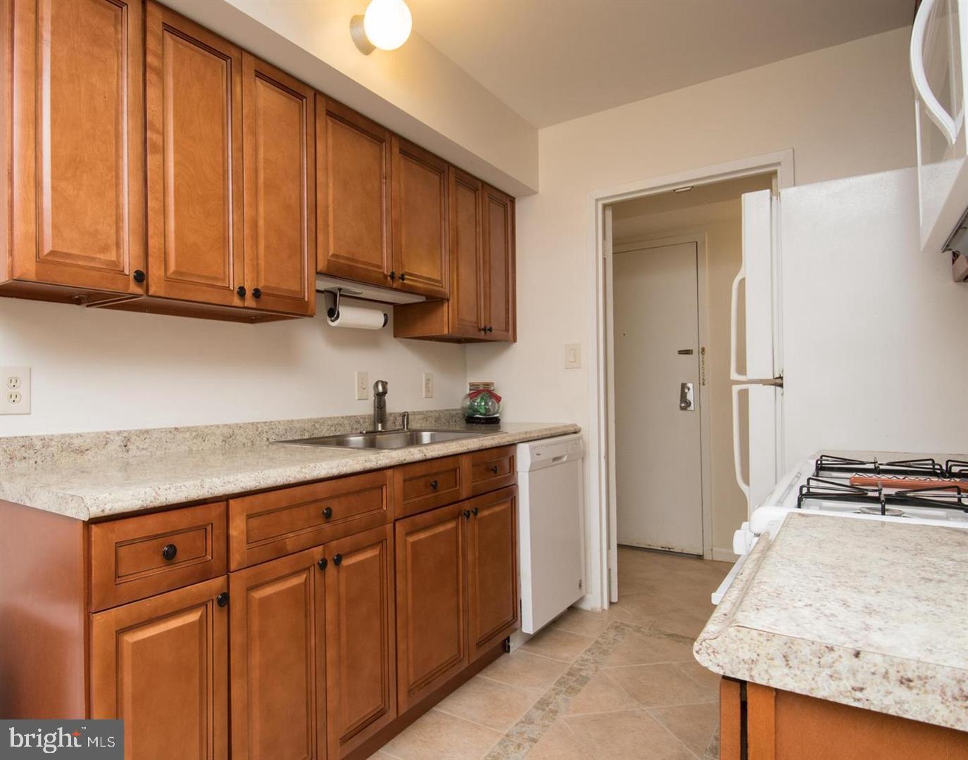 2311 FREETOWN COURT 19/21C