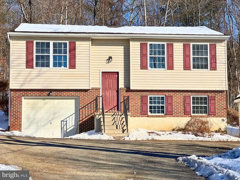 Homes For Sale - 502 Mahanoy Valley Road<br/> Perry County, DUNCANNON, PA 17020
