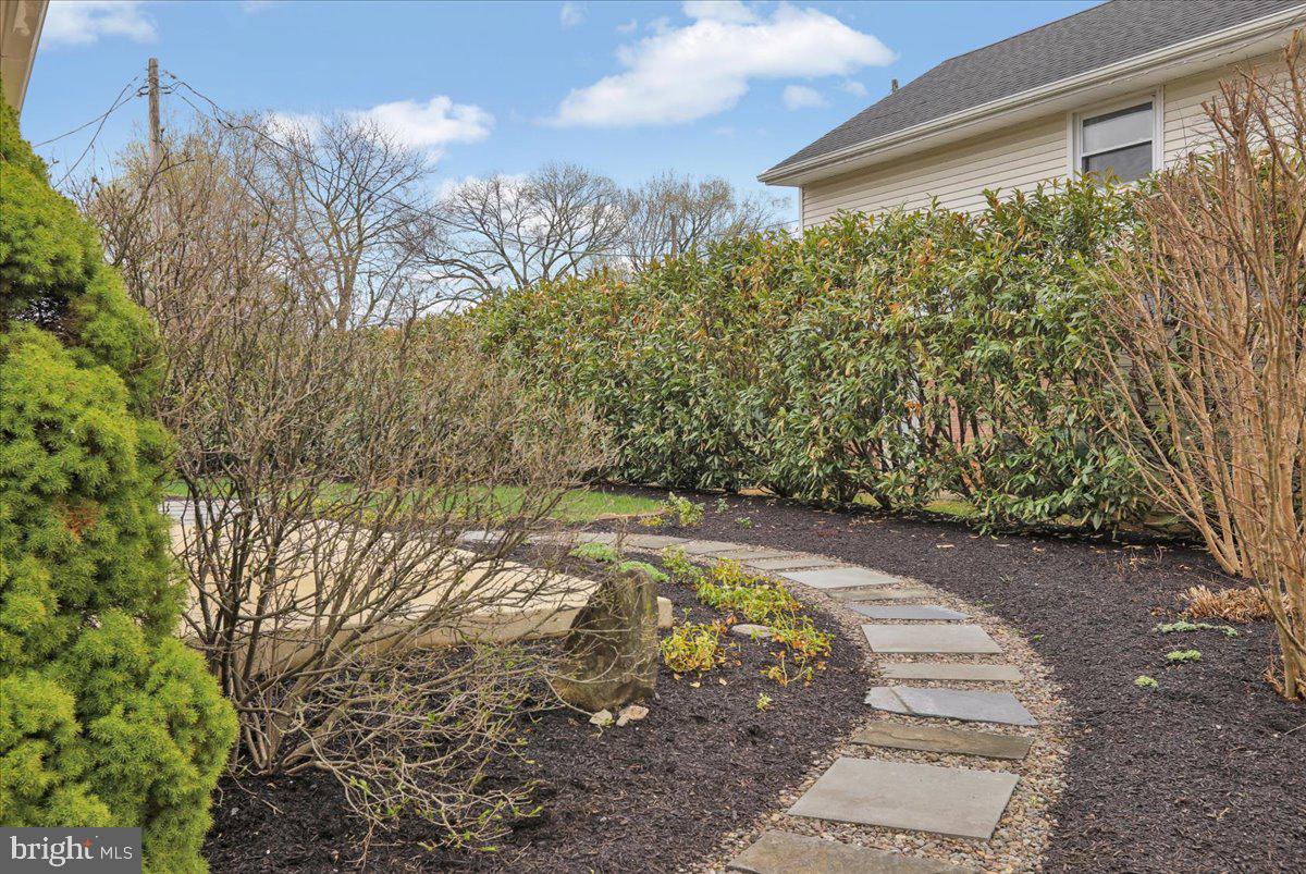 WHITFIELD - Residential