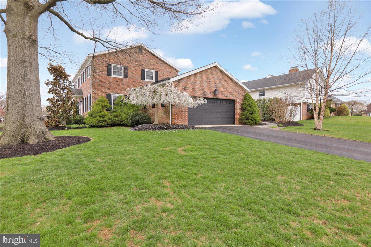 WHITFIELD - Residential