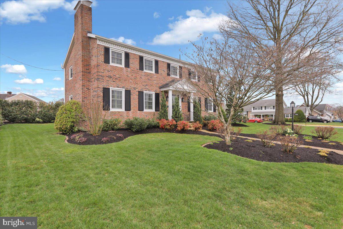 WHITFIELD - Residential