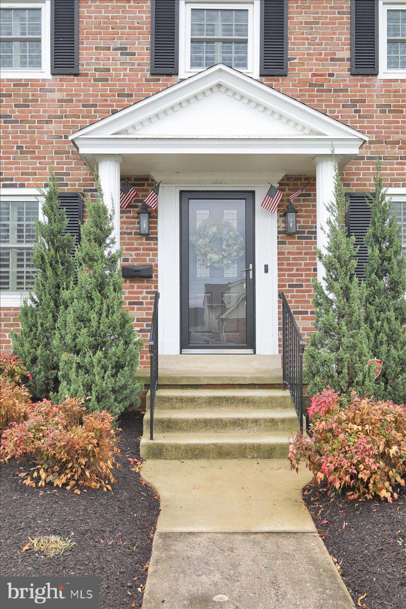 WHITFIELD - Residential