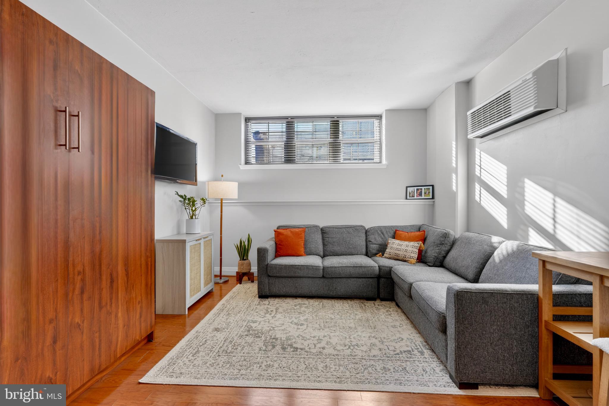 2120 VERMONT AVENUE NW 20