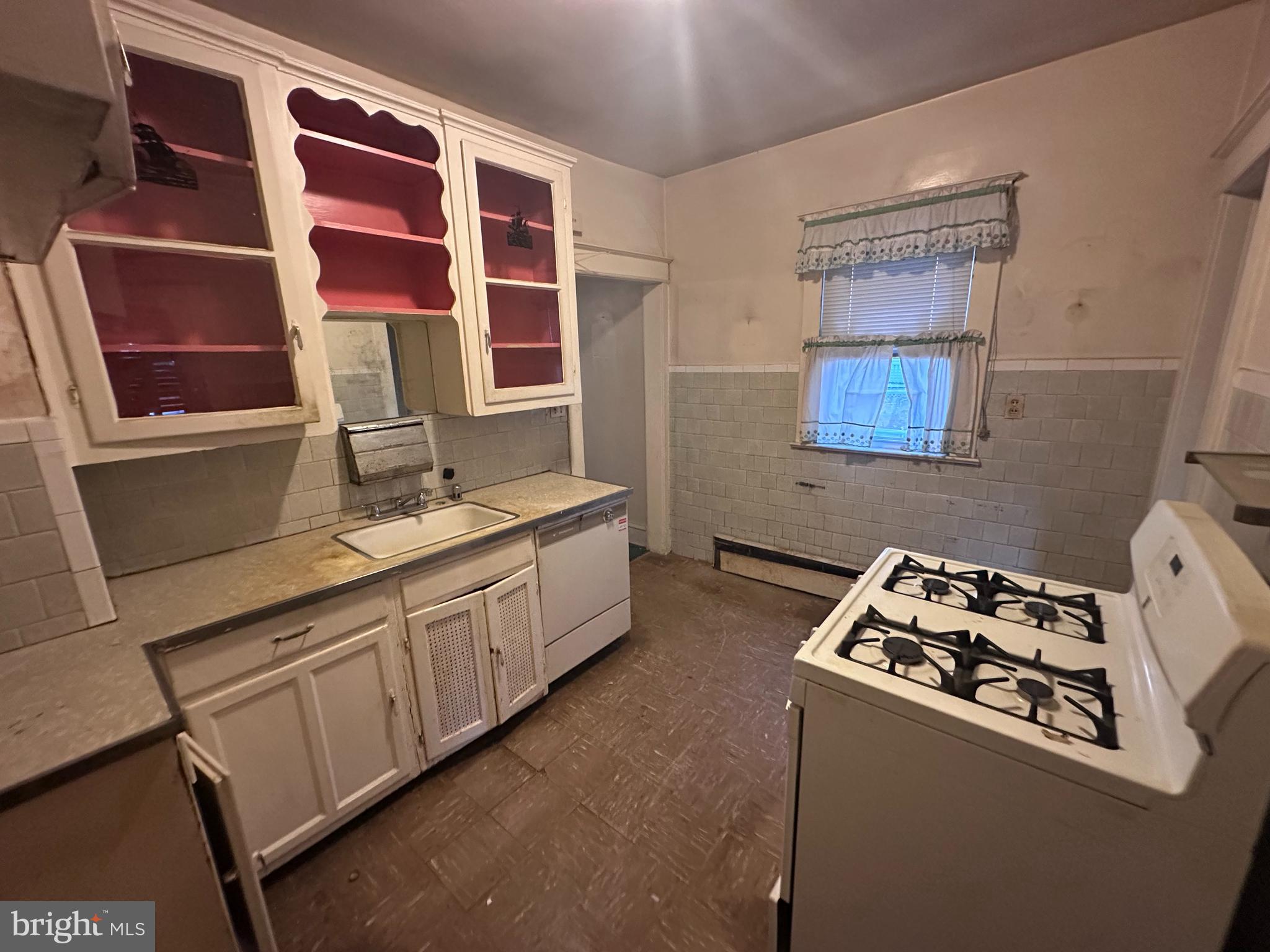 RIVERDALE PARK - Residential