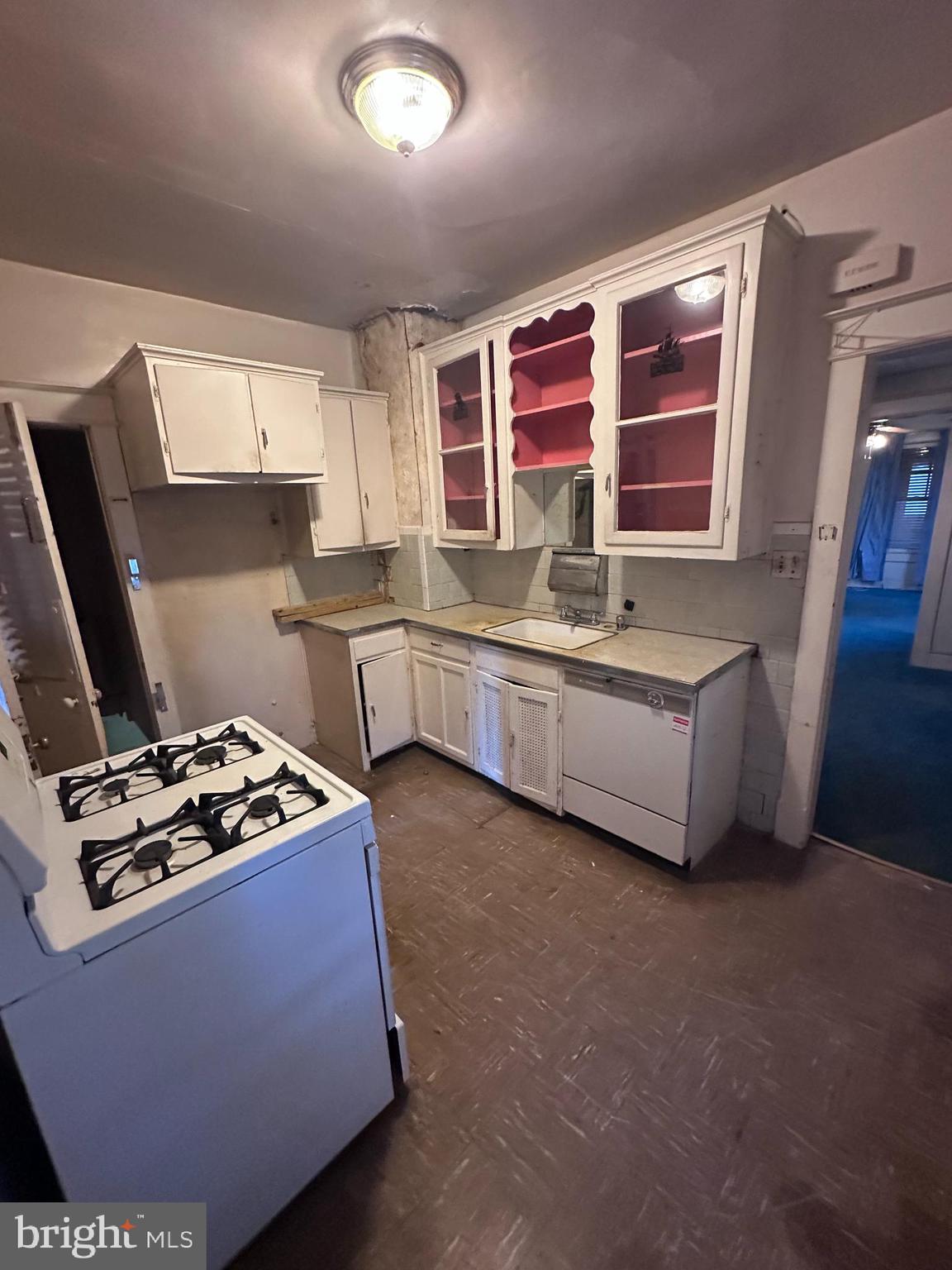 RIVERDALE PARK - Residential