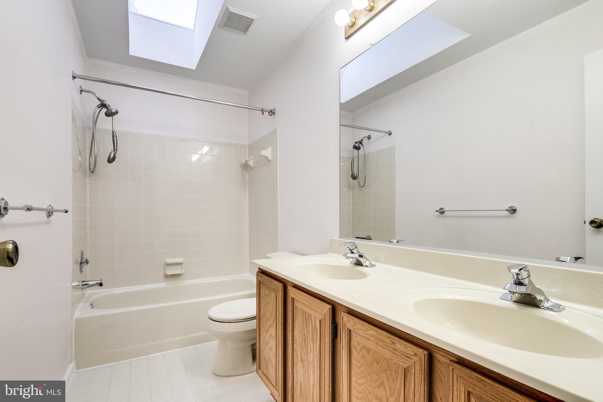 CENTENNIAL MANOR - Residential