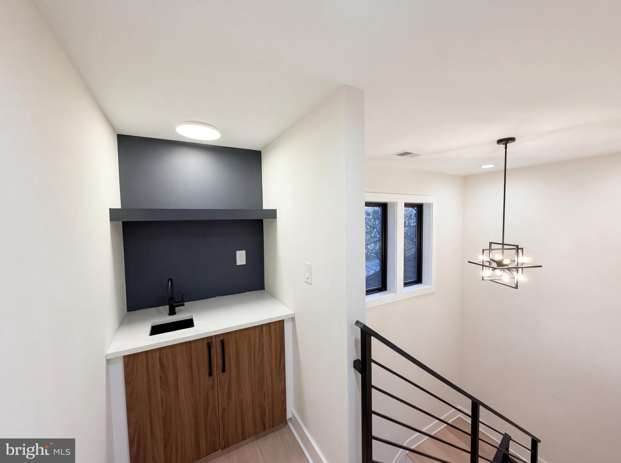 WILLET HEIGHTS - Residential