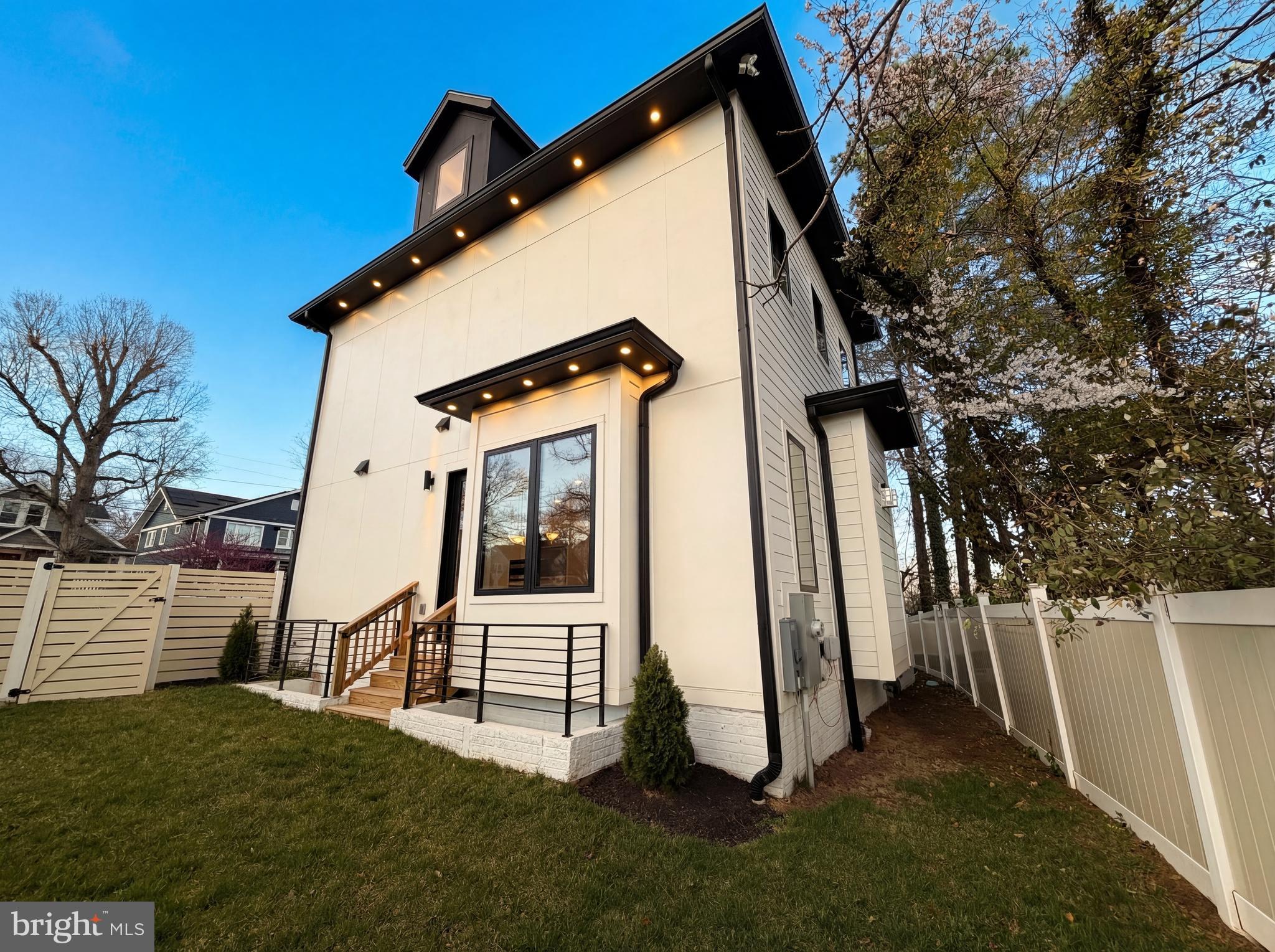 WILLET HEIGHTS - Residential