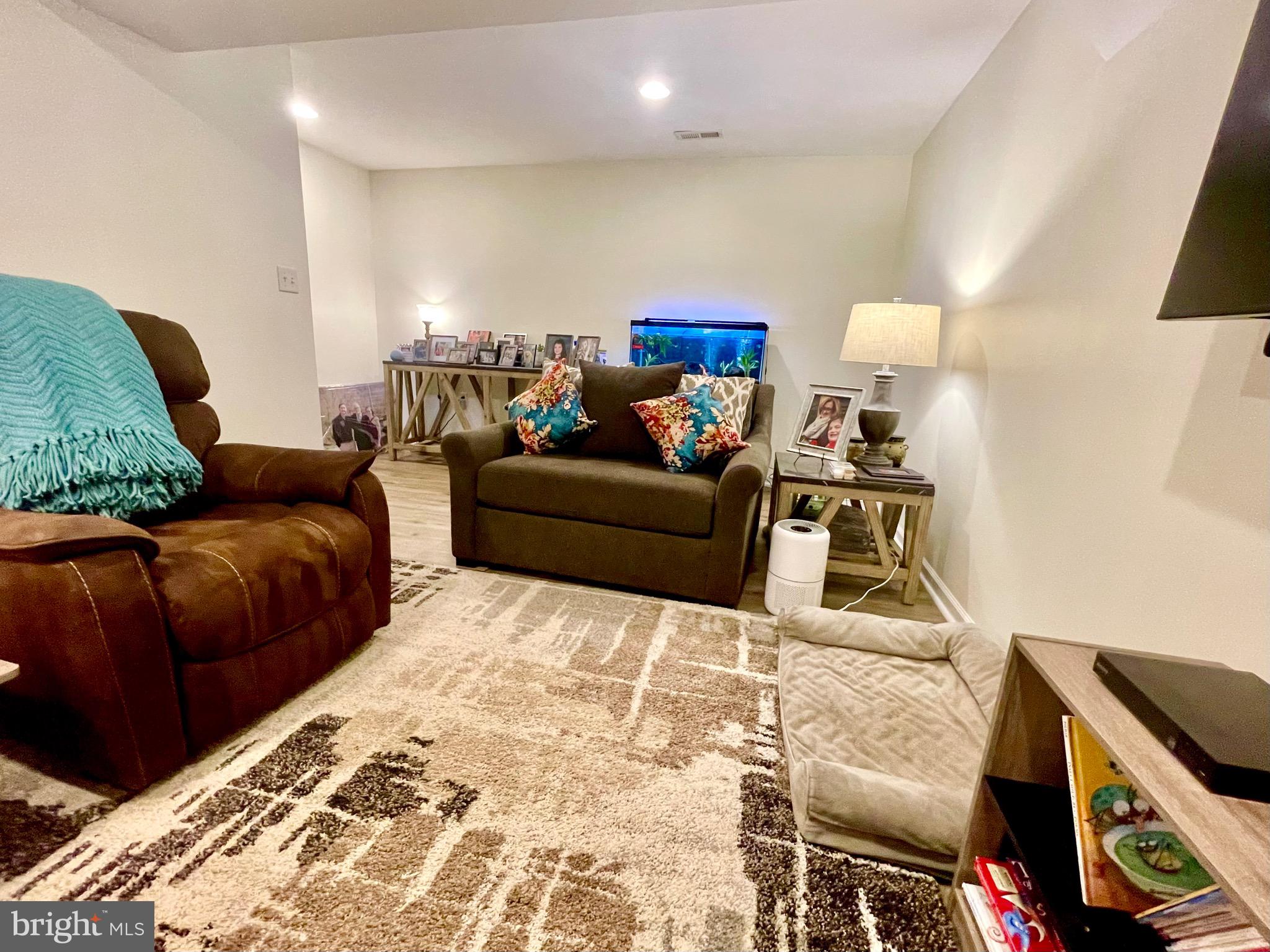 BRIAR RUN - Residential