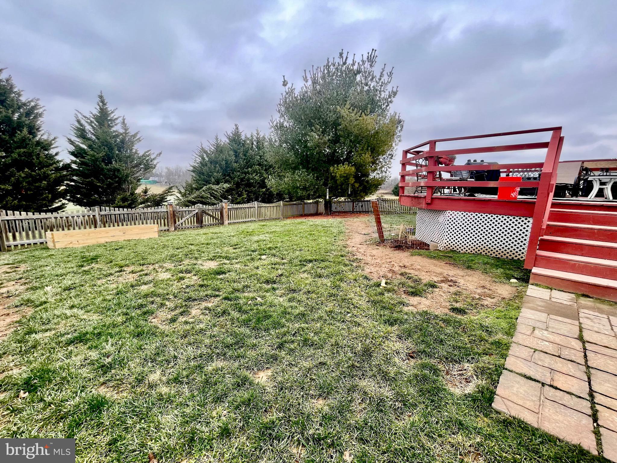 BRIAR RUN - Residential