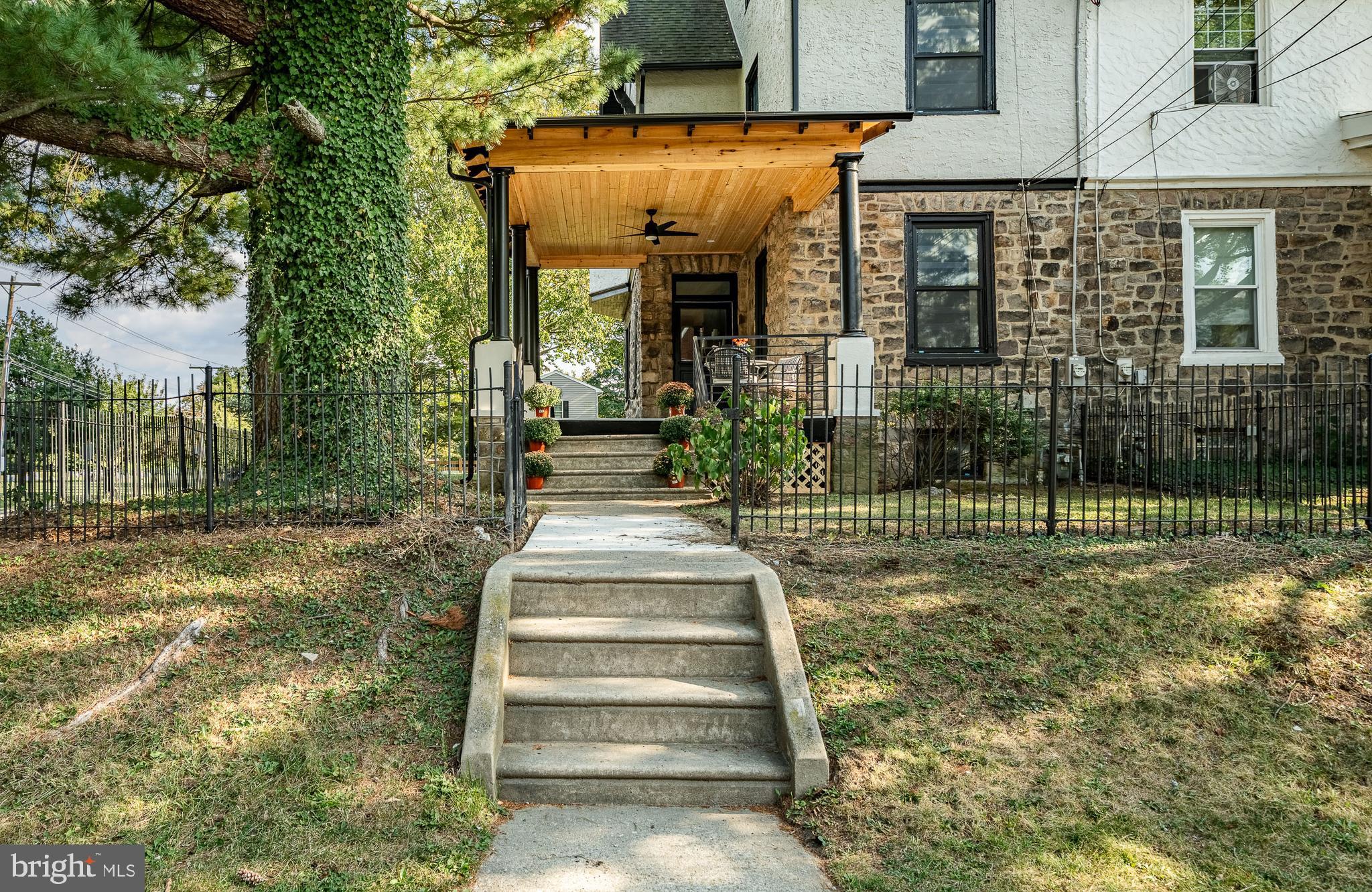 WYNNEBROOK MANOR - Residential