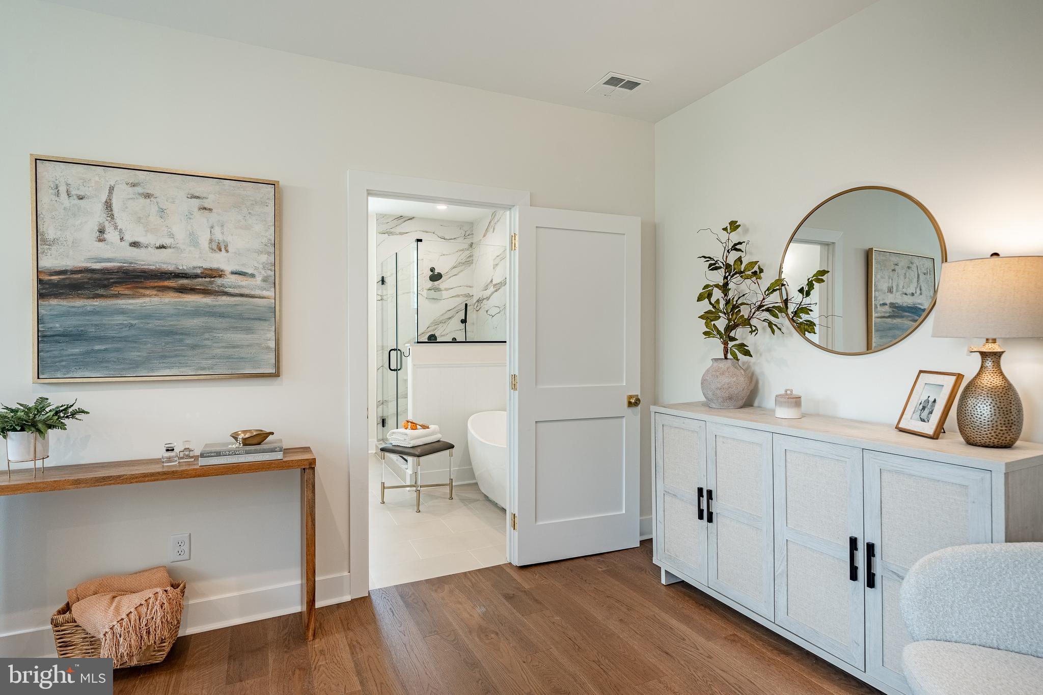 WYNNEBROOK MANOR - Residential