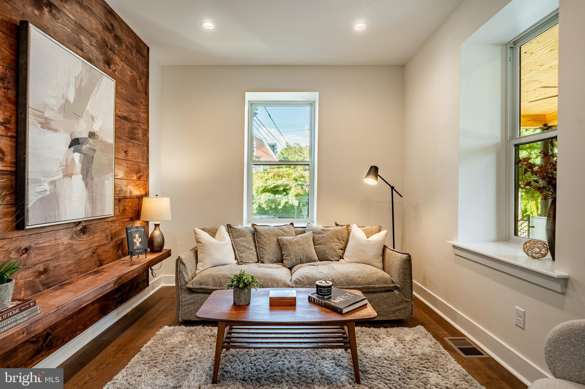 WYNNEBROOK MANOR - Residential