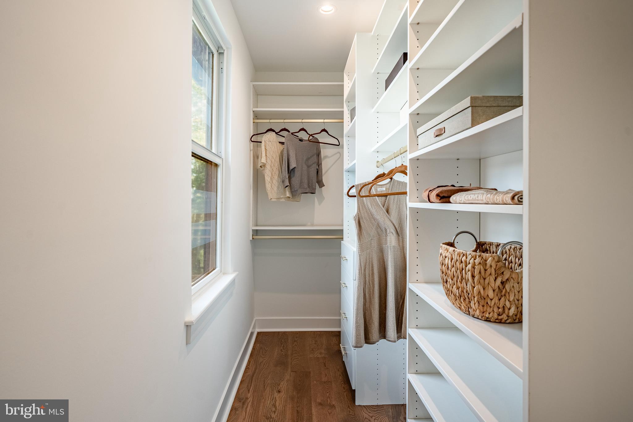 WYNNEBROOK MANOR - Residential