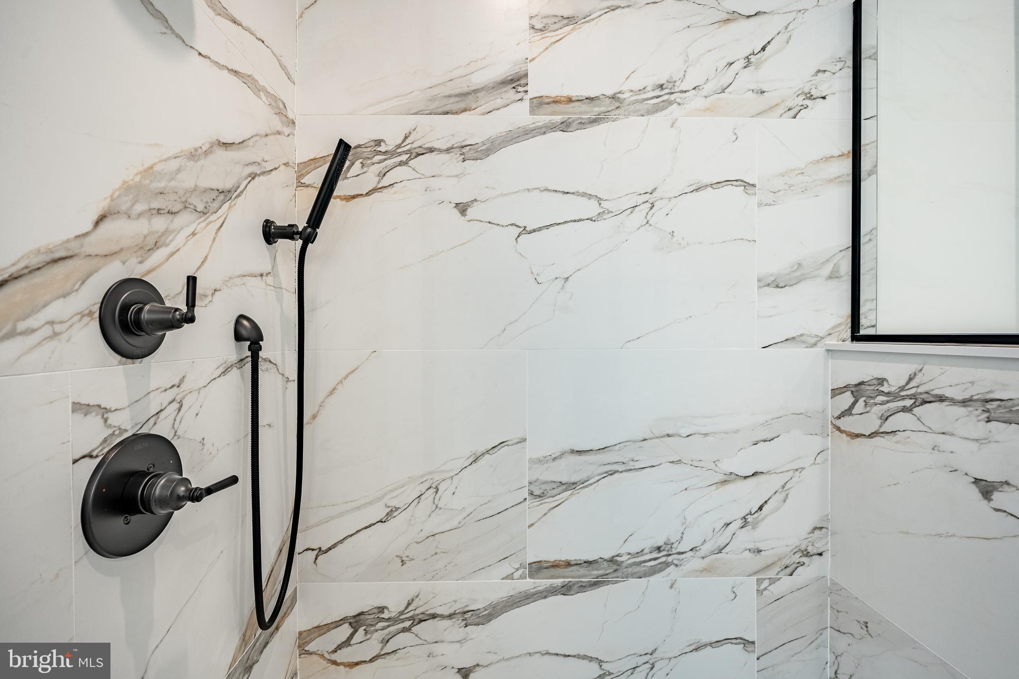 WYNNEBROOK MANOR - Residential