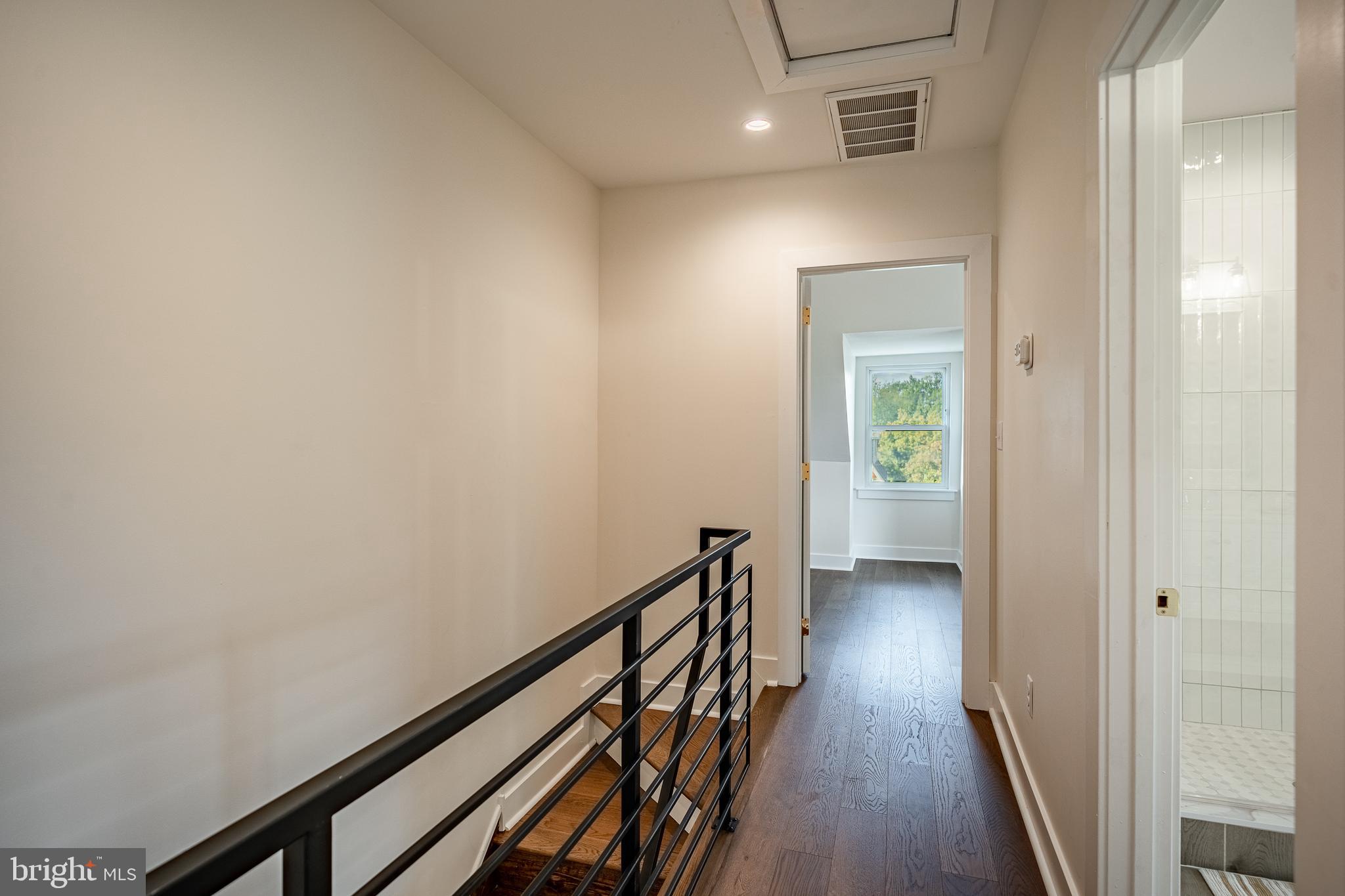 WYNNEBROOK MANOR - Residential