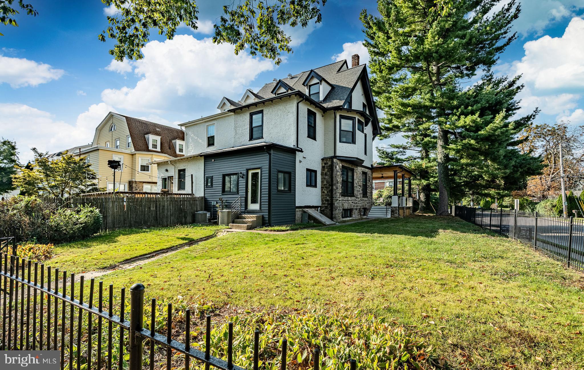 WYNNEBROOK MANOR - Residential