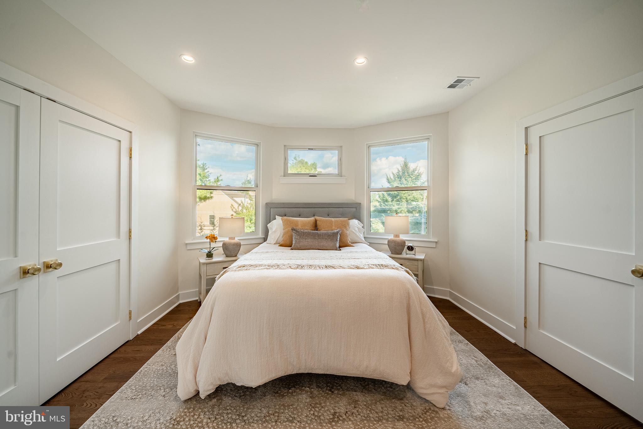 WYNNEBROOK MANOR - Residential