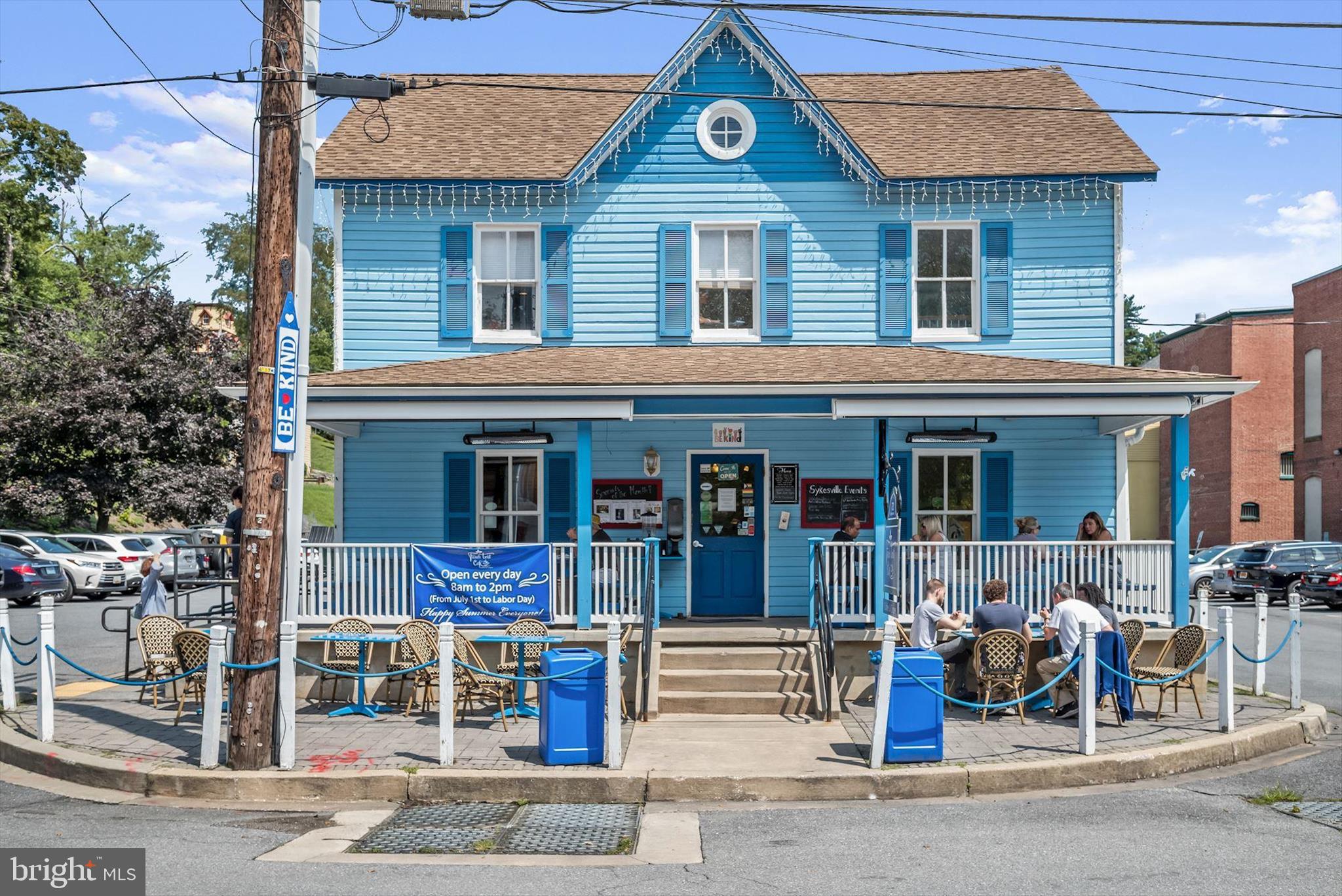 CARROLLTOWNE - Residential