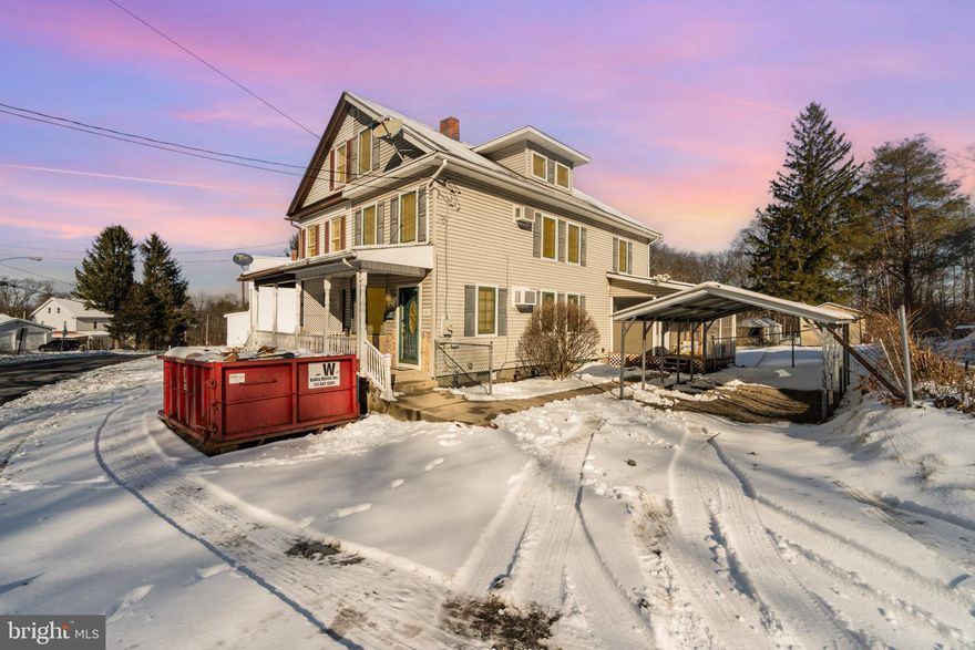 This move in ready 2 1/2 story half double has a beautiful kitchen, spacious living room, tons of upgrades. Welcome to 49 Main Street ... conveniently located just off Route 209 and only minutes from Interstate 81. If your looking for affordable housing this is it!! Cheaper than rent ... this property has a beautiful backyard space that is fenced and ready for your family and/or pets. Don't wait ... schedule your appointment now!!