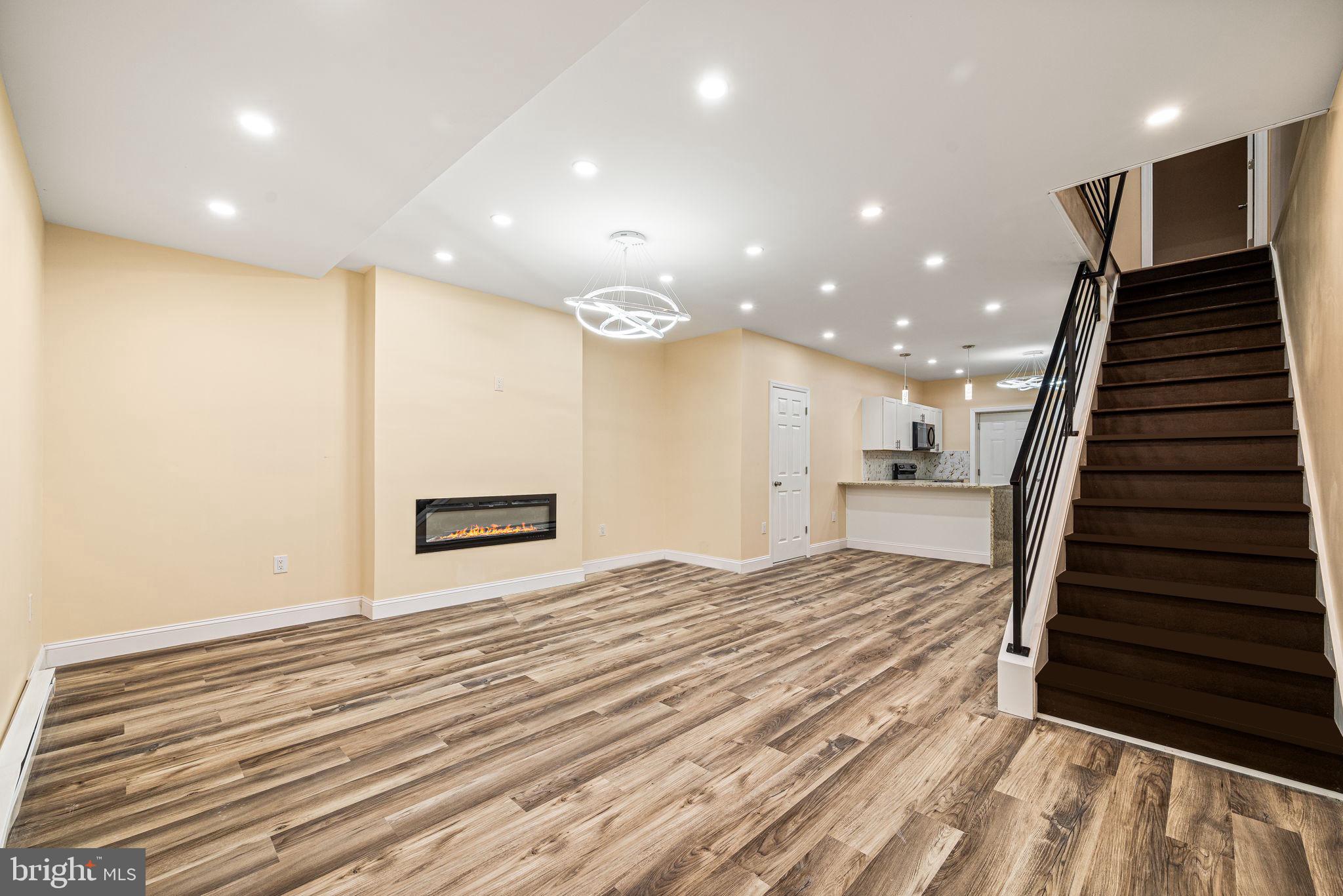 GERMANTOWN - Residential