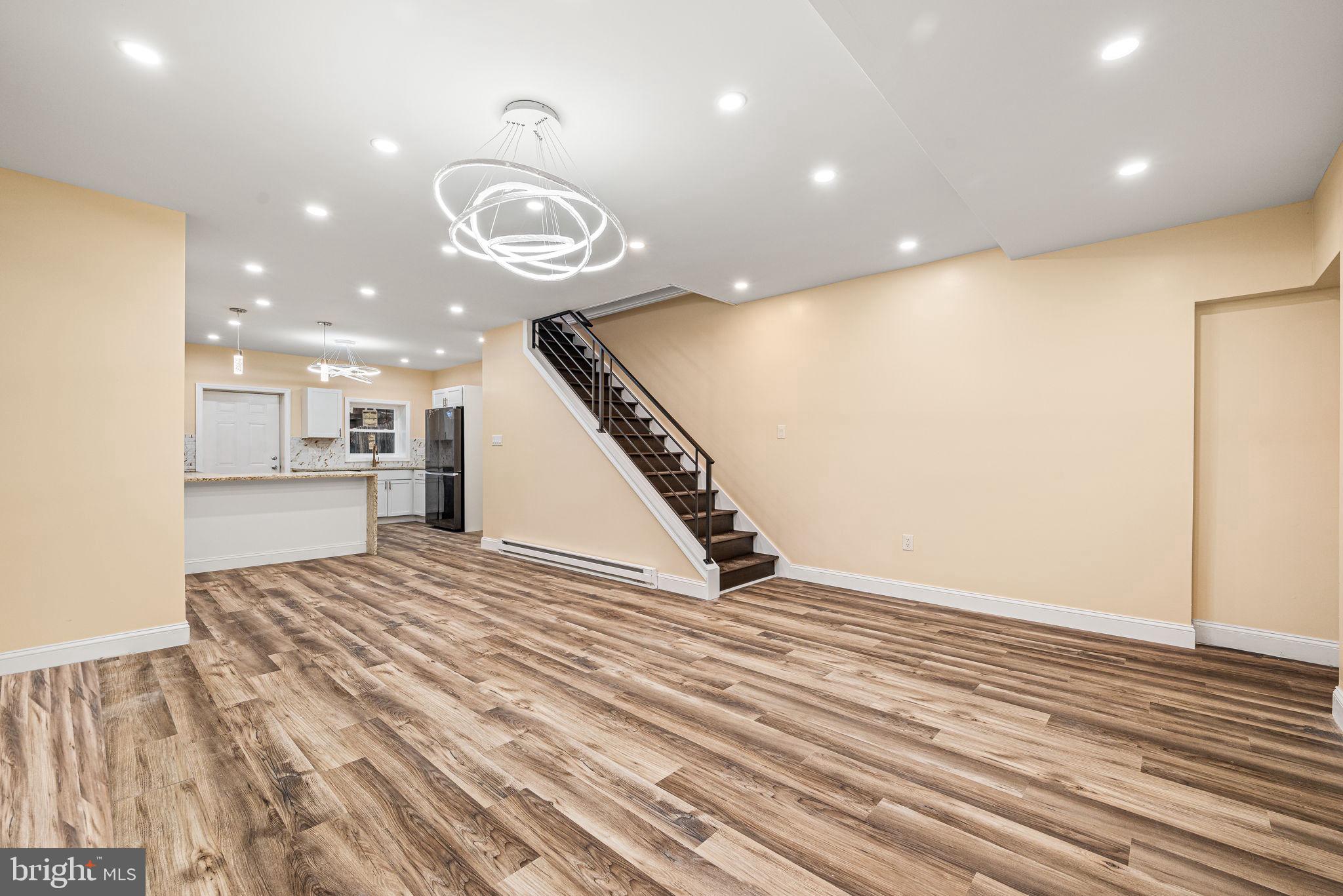 GERMANTOWN - Residential