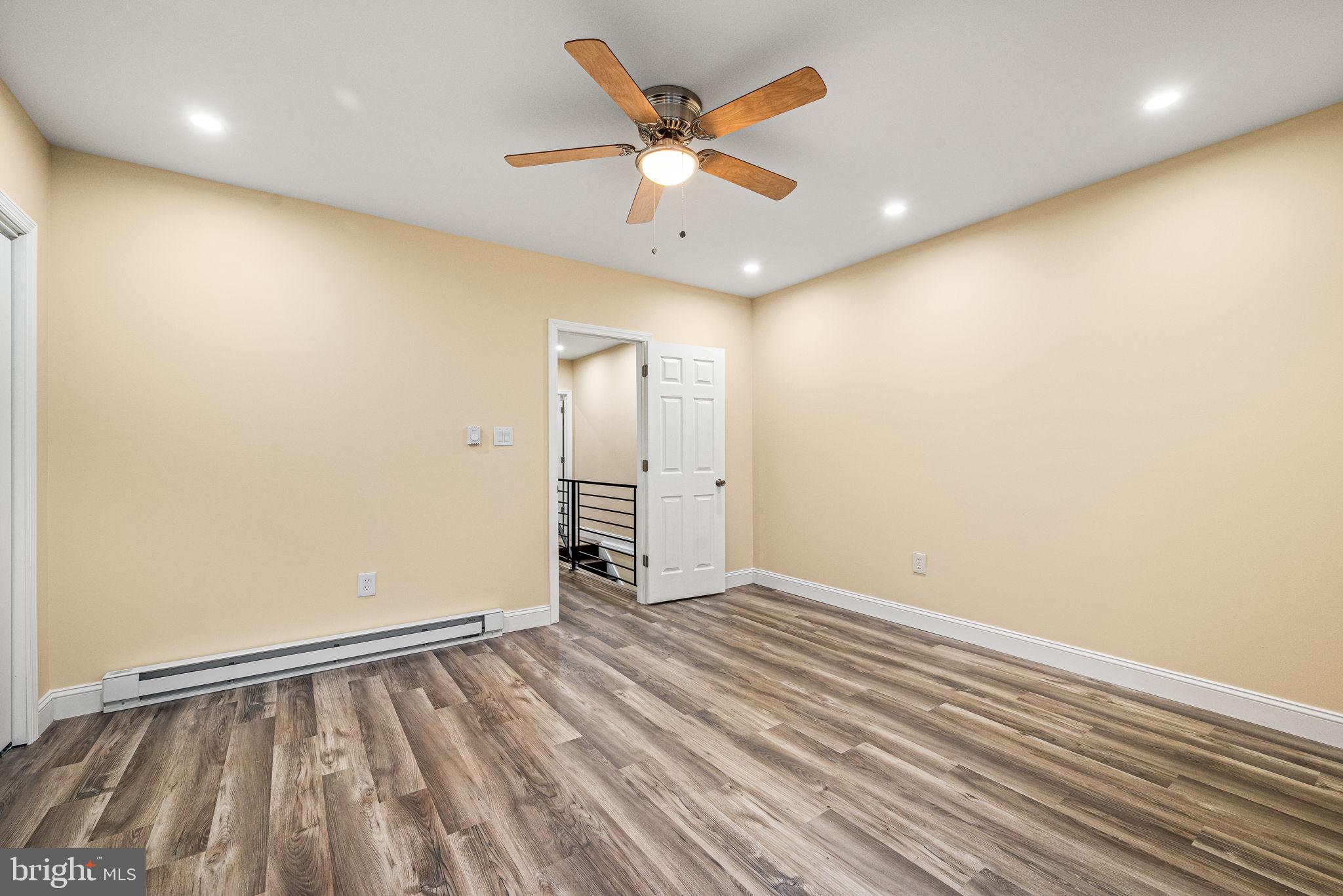 GERMANTOWN - Residential