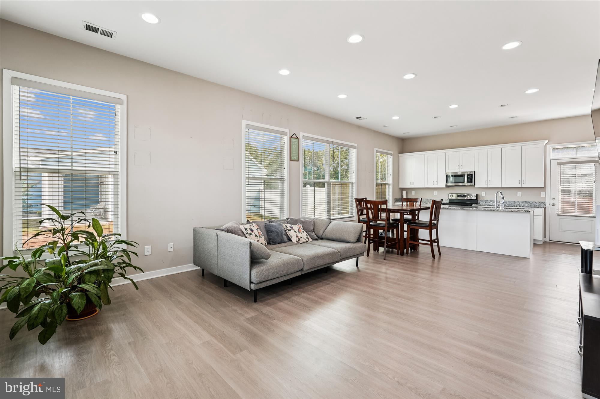 ARDEN DISTRICT - Residential