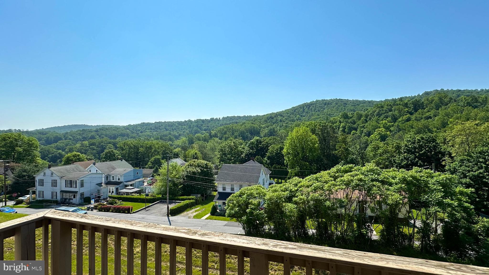 CROWN POINT - Residential Lease