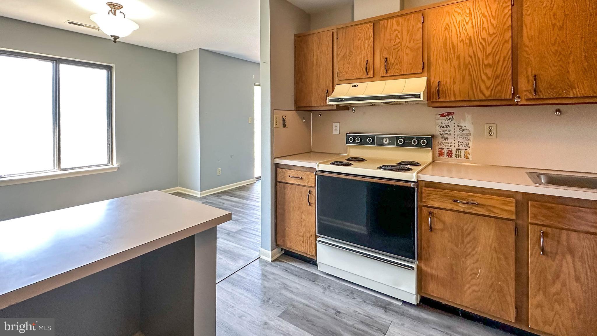 CROWN POINT - Residential Lease