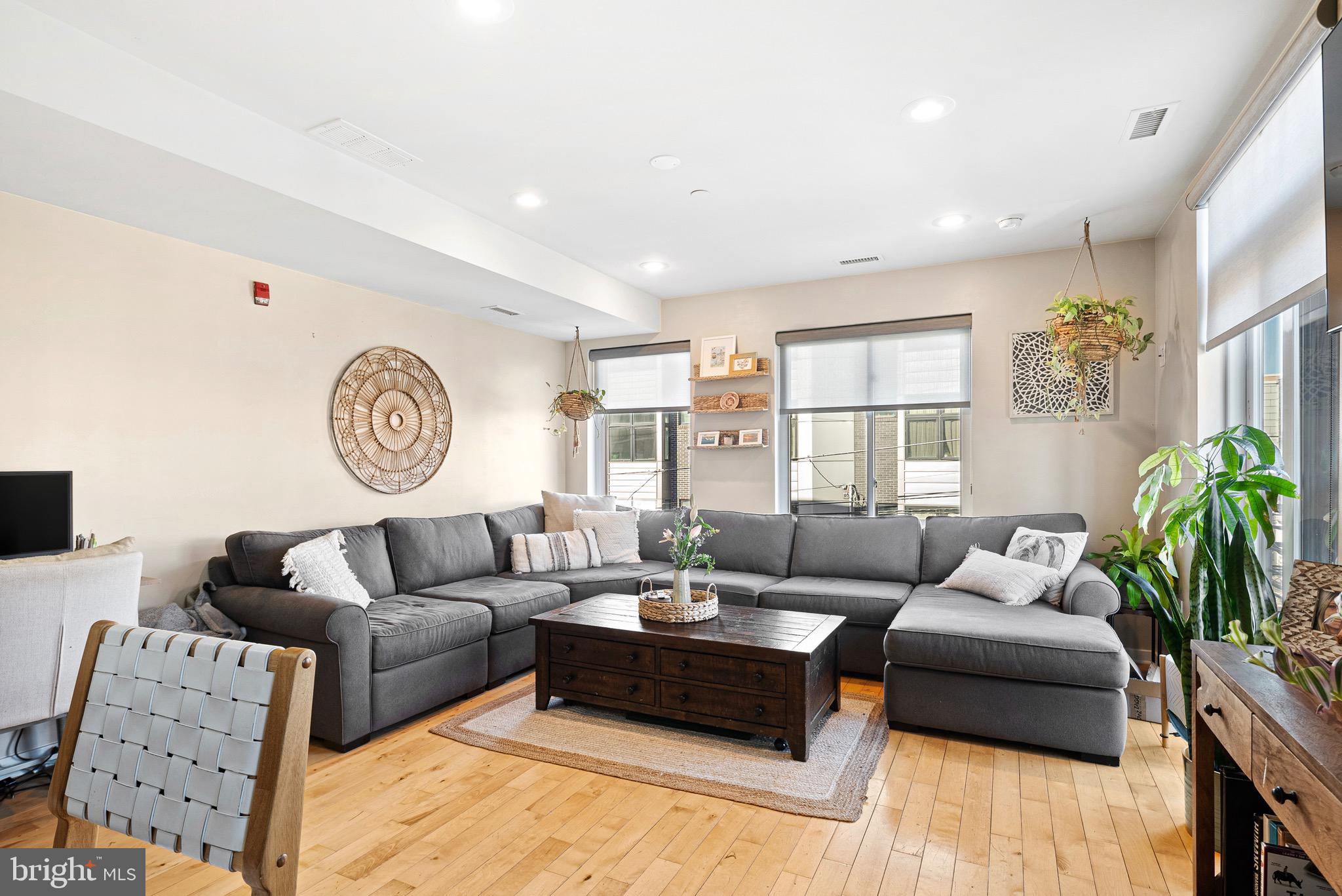 FRANCISVILLE - Residential Lease