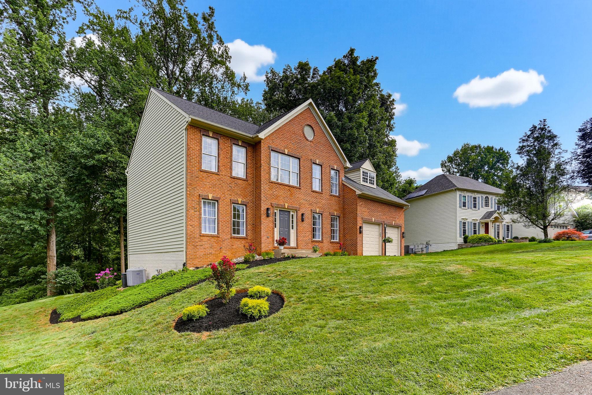 6121 TROTTER RIDGE COURT