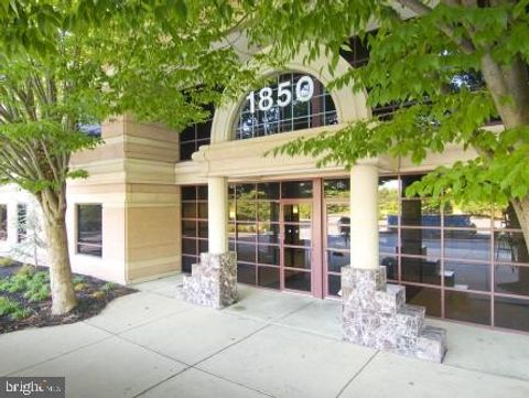 Photo of 1850 William Penn Way #201 & 202, LANCASTER, PA 17601 (MLS # PALA2063666)