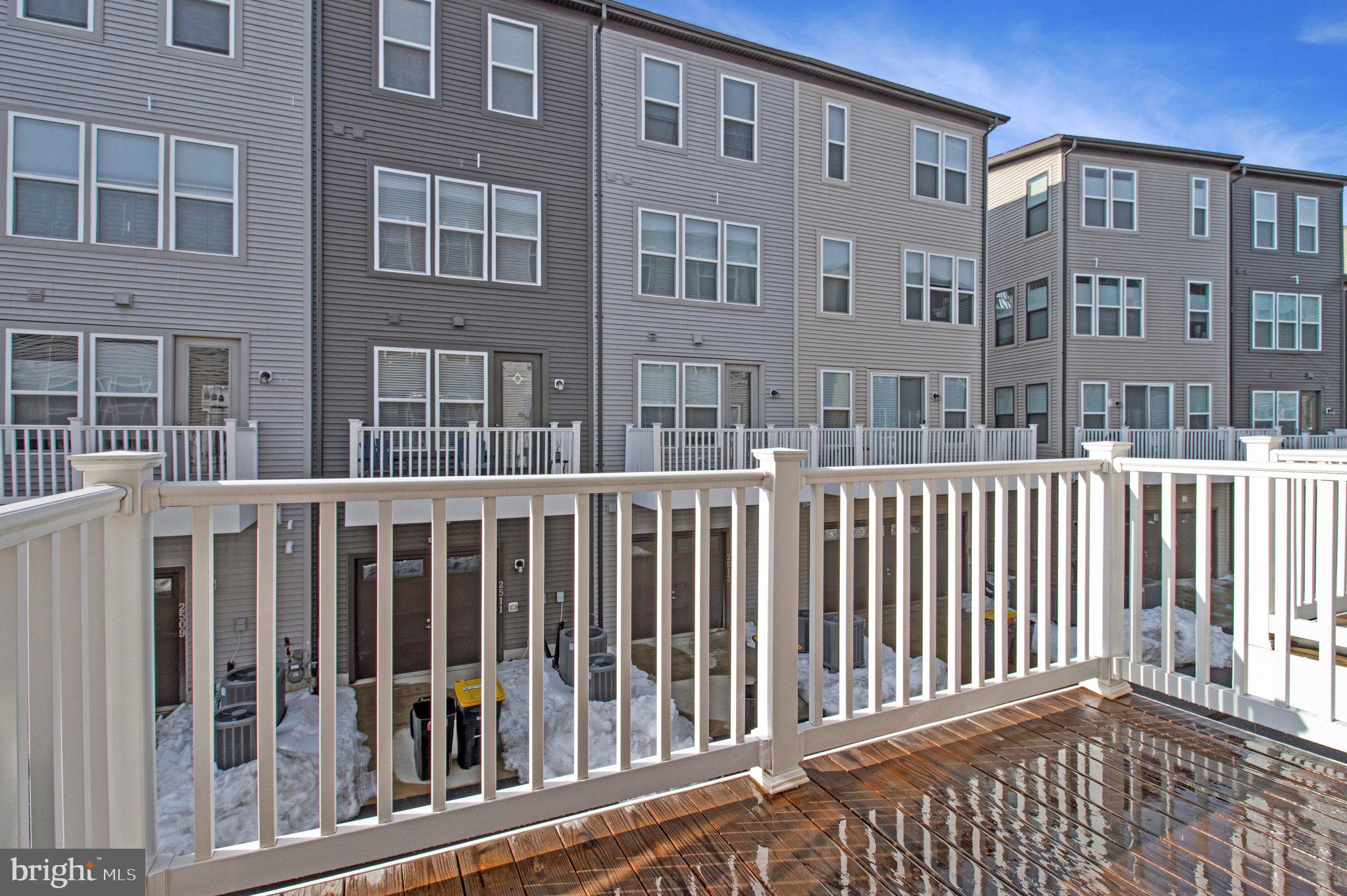 HYATTSVILLE - Residential