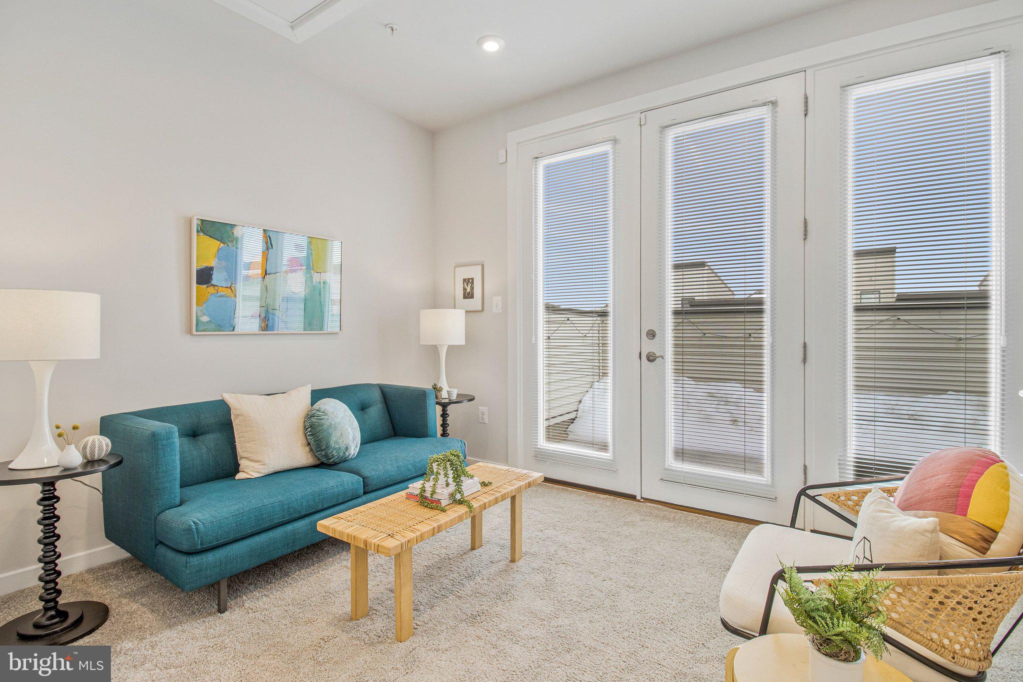 HYATTSVILLE - Residential