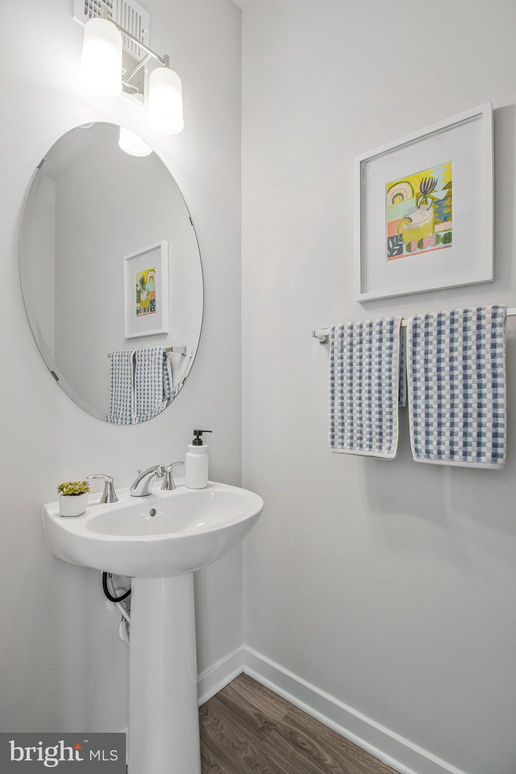 HYATTSVILLE - Residential