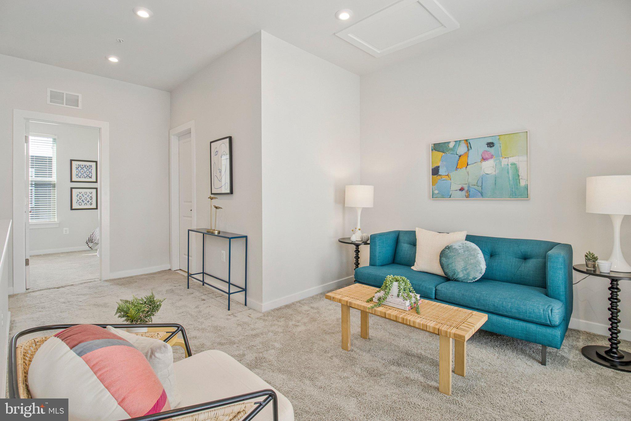 HYATTSVILLE - Residential