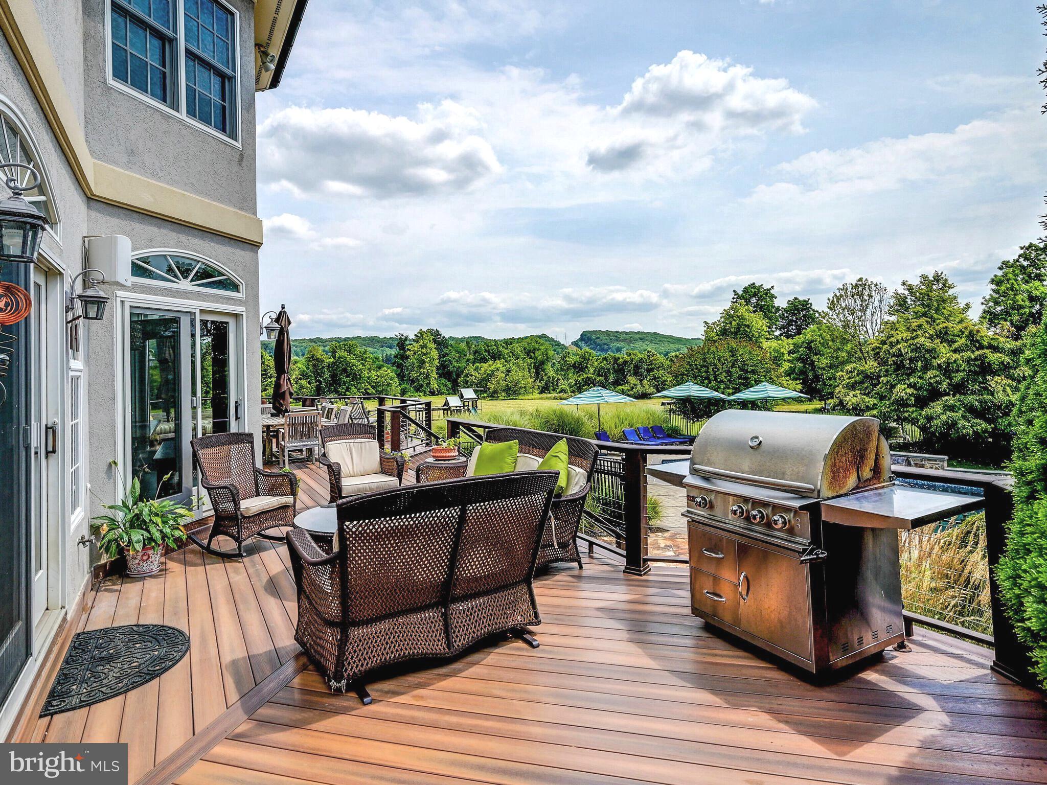 CLOVERLAND FARMS - Residential